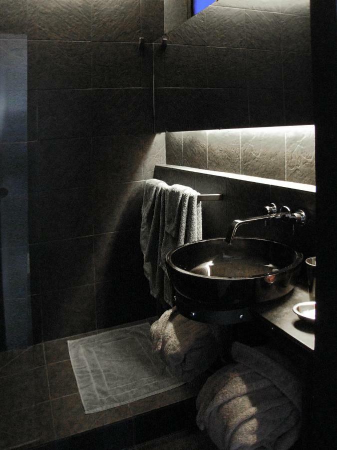 The Sleeping Lion Apartment ปารีส ภายนอก รูปภาพ